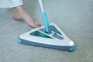 Livington DeeperSweeper kabelloser Akkubesen mit 4 rotierenden Bürsten