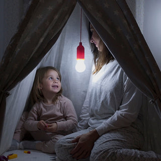 Tragbare LED Glühbirne mit Schnur