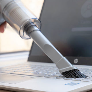 Schnurloser, wiederaufladbarer Mini-Handstaubsauger - schnelles Laden mit USB