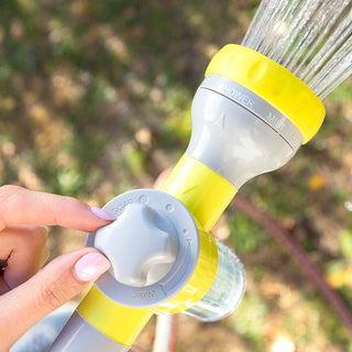 8-in-1-Hochdruck-Wasserspritze mit Tank