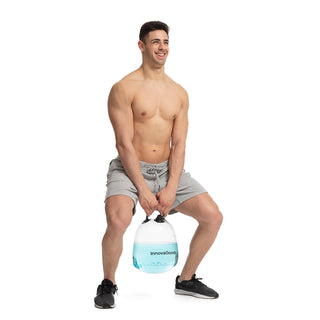 Wassergefüllte Kettle Bell für das Fitnesstraining – mit Übungsanleitung