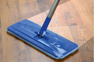 Livington Touchless Mop der Selbstreinigungs-Mopp und –Eimer